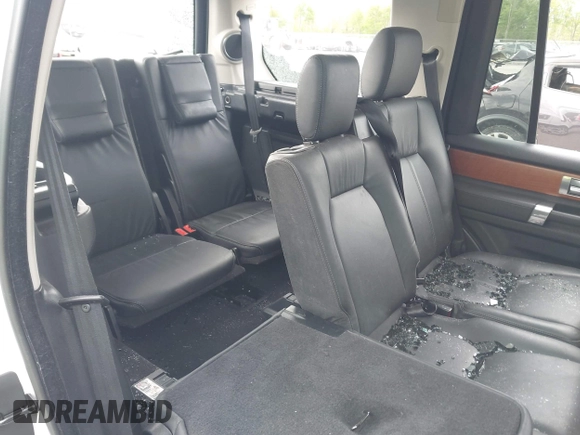 ✅ 2011 Land Rover LR4 Lux • VIN: SALAK2D43BA593124 • Лот: 45083611. Опубліковано раніше на IAAI з пробігом 126 847 миль. Безкоштовний доступ до архіву аукціонних продажів зі США та докладний звіт про історію автомобіля на DreamBid. Зображення 8.