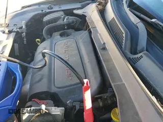 ✅ 2019 Jeep Compass Latitude • VIN: 3C4NJCBB9KT679565 • Lot: 43608385. Wystawiony na IAAI z przebiegiem 109 344 mil. Bezpłatny archiwum sprzedaży aukcyjnych z USA i szczegółowy raport historii pojazdu na DreamBid. Zdjęcie 19.