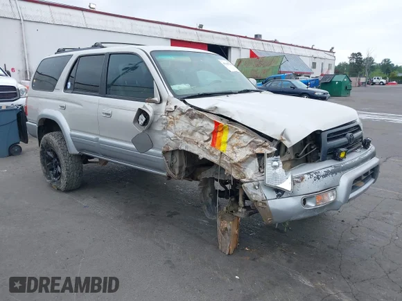 ✅ 2000 Toyota 4Runner Limited • VIN: JT3HN87R0Y0275925 • Lot: 45048768. Listed on IAAI with 264,703 mi. Free auction sales archive from the USA and detailed vehicle history report at DreamBid. Image 1.