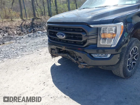 ✅ 2023 Ford F-150 XL • VIN: 1FTFW1E56PKD43493 • Lot: 44929702. Wystawiony na IAAI z przebiegiem 47 962 mil. Bezpłatny archiwum sprzedaży aukcyjnych z USA i szczegółowy raport historii pojazdu na DreamBid. Zdjęcie 6.