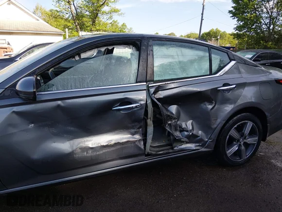 ✅ 2021 Nissan Altima SV • VIN: 1N4BL4DV6MN397936 • Lot: 44956882. Wystawiony na IAAI z przebiegiem 75 835 mil. Bezpłatny archiwum sprzedaży aukcyjnych z USA i szczegółowy raport historii pojazdu na DreamBid. Zdjęcie 6.
