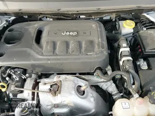 ✅ 2019 Jeep Cherokee Altitude • VIN: 1C4PJMLN1KD412708 • Лот: 40846567. Опубликован ранее на IAAI с пробегом 77 314 миль. Бесплатный доступ к архиву аукционных продаж из США и подробный отчёт об истории автомобиля на DreamBid. Изображение 21.