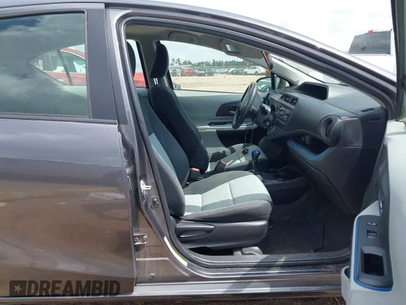 ✅ 2013 Toyota Prius Two • VIN: JTDKDTB36D1557517 • Lot: 44748926. Wystawiony na IAAI z przebiegiem 160 885 mil. Bezpłatny archiwum sprzedaży aukcyjnych z USA i szczegółowy raport historii pojazdu na DreamBid. Zdjęcie 5.