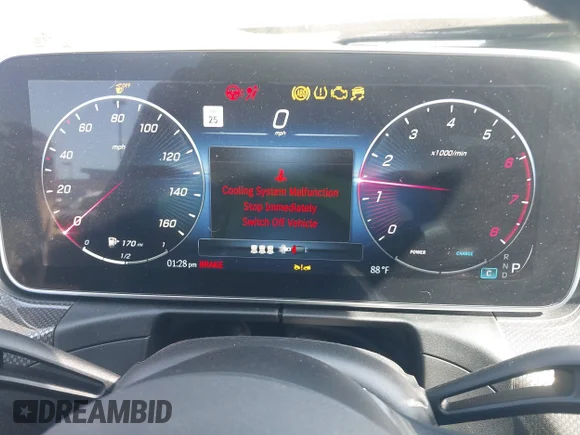 ✅ 2006 Mercedes-Benz CLK 500 • VIN: WDBTJ75J26F167694 • Лот: 43557335. Опубліковано раніше на IAAI з пробігом 5 834 миль. Безкоштовний доступ до архіву аукціонних продажів зі США та докладний звіт про історію автомобіля на DreamBid. Зображення 7.