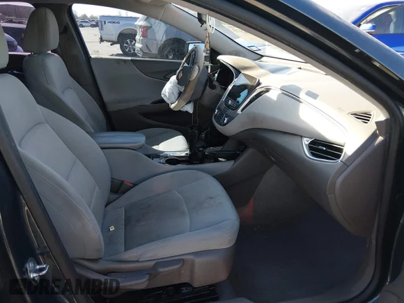 ✅ 2019 Chevrolet Malibu LT • VIN: 1G1ZD5ST6KF111712 • Lot: 44442173. Wystawiony na IAAI z przebiegiem 142 123 mil. Bezpłatny archiwum sprzedaży aukcyjnych z USA i szczegółowy raport historii pojazdu na DreamBid. Zdjęcie 5.