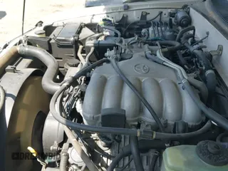 ✅ 1998 Toyota 4Runner Limited • VIN: JT3HN87R1W0140417 • Lot: 42575419. Listed on IAAI with 243,272 mi. Free auction sales archive from the USA and detailed vehicle history report at DreamBid. Image 12.