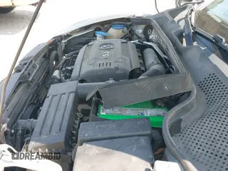 ✅ 2013 Volkswagen Beetle Turbo • VIN: 3VWVT7AT6DM675902 • Lot: 42998880. Wystawiony na IAAI z przebiegiem Nie podano. Bezpłatny archiwum sprzedaży aukcyjnych z USA i szczegółowy raport historii pojazdu na DreamBid. Zdjęcie 20.