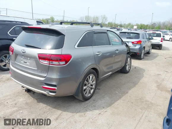 ✅ 2018 Kia Sorento SX • VIN: 5XYPK4A50JG362836 • Lot: 42134735. Wystawiony na IAAI z przebiegiem 44 637 mil. Bezpłatny archiwum sprzedaży aukcyjnych z USA i szczegółowy raport historii pojazdu na DreamBid. Zdjęcie 4.