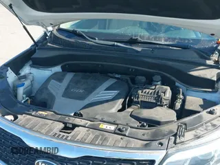 ✅ 2015 Kia Sorento LX • VIN: 5XYKTDA75FG659696 • Lot: 42972650. Wystawiony na IAAI z przebiegiem 119 228 mil. Bezpłatny archiwum sprzedaży aukcyjnych z USA i szczegółowy raport historii pojazdu na DreamBid. Zdjęcie 12.