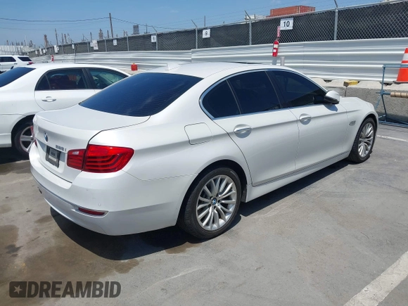 ✅ 2014 BMW 5 Series 528i • VIN: WBA5A5C56ED505559 • Lot: 45103871. Wystawiony na IAAI z przebiegiem 125 760 mil. Bezpłatny archiwum sprzedaży aukcyjnych z USA i szczegółowy raport historii pojazdu na DreamBid. Zdjęcie 4.