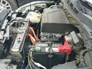 ✅ 2018 Nissan LEAF SV • VIN: 1N4AZ1CP8JC303025 • Лот: 42092497. Опубликован ранее на IAAI с пробегом 60 000 миль. Бесплатный доступ к архиву аукционных продаж из США и подробный отчёт об истории автомобиля на DreamBid. Изображение 19.