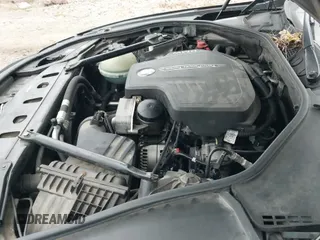 ✅ 2012 BMW 5 Series 528i xDrive • VIN: WBAXH5C50CDW03794 • Lot: 43614014. Wystawiony na IAAI z przebiegiem 158 991 mil. Bezpłatny archiwum sprzedaży aukcyjnych z USA i szczegółowy raport historii pojazdu na DreamBid. Zdjęcie 12.