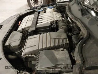 ✅ 2006 Volkswagen Passat VR6 • VIN: WVWCU93C56P087955 • Lot: 43648781. Listed on IAAI with 173,275 mi. Free auction sales archive from the USA and detailed vehicle history report at DreamBid. Image 16.