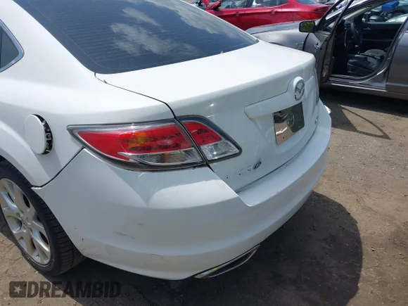 ✅ 2011 Mazda 6 S Touring Plus • VIN: 1YVHZ8CB5B5M18929 • Лот: 42137560. Опубліковано раніше на IAAI з пробігом 202 040 миль. Безкоштовний доступ до архіву аукціонних продажів зі США та докладний звіт про історію автомобіля на DreamBid. Зображення 6.