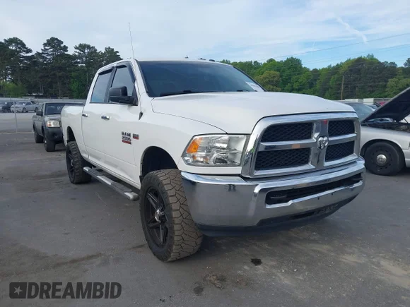 ✅ 2015 Ram 2500 Big Horn • VIN: 3C6TR5DT8FG576029 • Lot: 44844400. Wystawiony na IAAI z przebiegiem 101 514 mil. Bezpłatny archiwum sprzedaży aukcyjnych z USA i szczegółowy raport historii pojazdu na DreamBid. Zdjęcie 1.