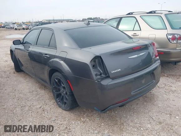 ✅ 2019 Chrysler 300 S • VIN: 2C3CCABG6KH562704 • Лот: 44185383. Опубликован ранее на IAAI с пробегом 130 098 миль. Бесплатный доступ к архиву аукционных продаж из США и подробный отчёт об истории автомобиля на DreamBid. Изображение 3.