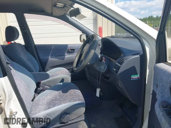 ✅ 1999 Toyota IM • VIN: SXM10710032600000 • Lot: 43162369. Wystawiony na IAAI z przebiegiem 236 518 mil. Bezpłatny archiwum sprzedaży aukcyjnych z USA i szczegółowy raport historii pojazdu na DreamBid. Zdjęcie 5.
