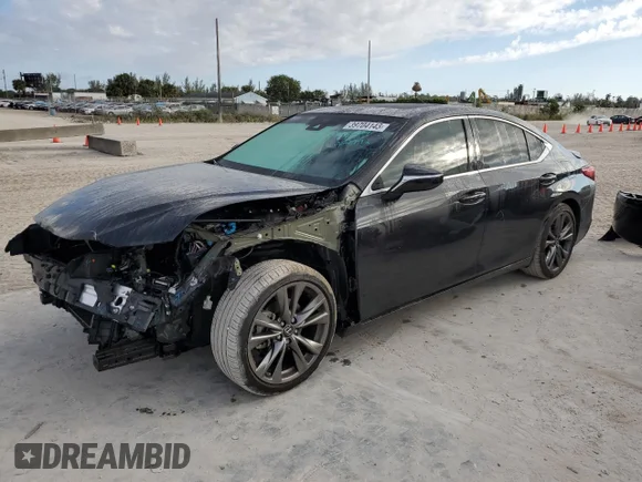 ✅ 2020 Lexus ES 350 F Sport • VIN: 58AGZ1B19LU064992 • Лот: 39704143. Опубліковано раніше на Copart з пробігом 22 829 миль. Безкоштовний доступ до архіву аукціонних продажів зі США та докладний звіт про історію автомобіля на DreamBid. Зображення 1.