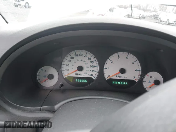 ✅ 2006 Dodge Grand Caravan SXT • VIN: 2D4GP44L86R791515 • Lot: 44678001. Listed on IAAI with 258,606 mi. Free auction sales archive from the USA and detailed vehicle history report at DreamBid. Image 7.