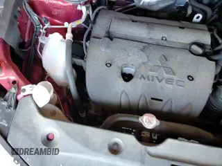 ✅ 2018 Mitsubishi Outlander SE • VIN: JA4AP3AW8JU012552 • Лот: 69538755. Опубликован ранее на Copart с пробегом 96 261 миль. Бесплатный доступ к архиву аукционных продаж из США и подробный отчёт об истории автомобиля на DreamBid. Изображение 14.