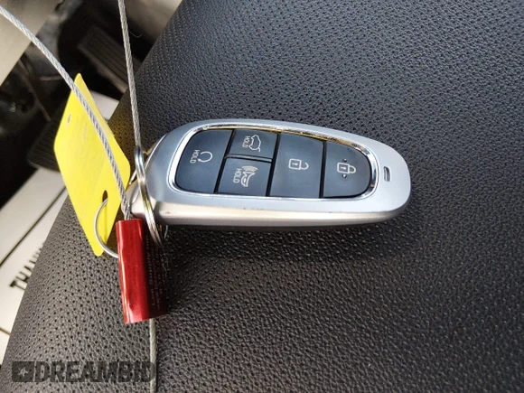 ✅ 2024 Hyundai Tucson SEL • VIN: 5NMJF3DE1RH434337 • Lot: 44634969. Wystawiony na IAAI z przebiegiem 23 812 mil. Bezpłatny archiwum sprzedaży aukcyjnych z USA i szczegółowy raport historii pojazdu na DreamBid. Zdjęcie 11.