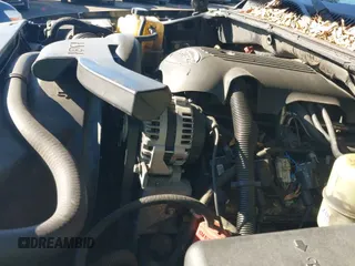 ✅ 2002 Chevrolet Suburban LS • VIN: 3GNFK16Z72G334323 • Лот: 41210480. Опубликован ранее на IAAI с пробегом 311 193 миль. Бесплатный доступ к архиву аукционных продаж из США и подробный отчёт об истории автомобиля на DreamBid. Изображение 12.