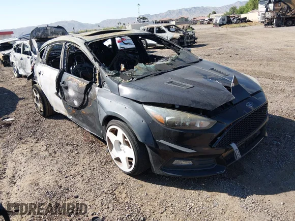 ✅ 2016 Ford Focus ST • VIN: 1FADP3L99GL363226 • Лот: 45098068. Опубліковано раніше на IAAI з пробігом Не вказано. Безкоштовний доступ до архіву аукціонних продажів зі США та докладний звіт про історію автомобіля на DreamBid. Зображення 1.