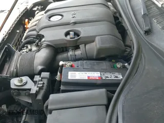 ✅ 2013 Volkswagen Passat SE • VIN: 1VWBP7A34DC045160 • Lot: 43075854. Listed on IAAI with 173,568 mi. Free auction sales archive from the USA and detailed vehicle history report at DreamBid. Image 19.