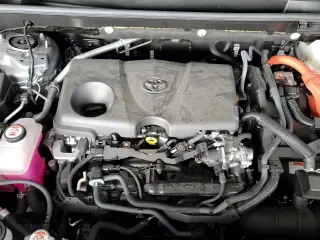 ✅ 2024 Toyota RAV4 Hybrid XSE • VIN: JTME6RFV2RD565870 • Лот: 82218965. Опубликован ранее на Copart с пробегом 11 540 миль. Бесплатный доступ к архиву аукционных продаж из США и подробный отчёт об истории автомобиля на DreamBid. Изображение 14.