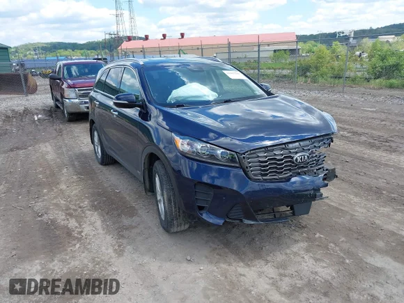 ✅ 2020 Kia Sorento LX • VIN: 5XYPGDA31LG654630 • Лот: 45063240. Опубликован ранее на IAAI с пробегом 86 091 миль. Бесплатный доступ к архиву аукционных продаж из США и подробный отчёт об истории автомобиля на DreamBid. Изображение 1.