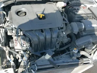 2019 Hyundai Elantra SE z VIN KMHD74LF4KU832162, wystawiony jako IAAI lot #43496964 z przebiegiem 134 048 mil mil oraz . Historia ofert i sprzedaży dostępna na DreamBid. Obrazek 20.