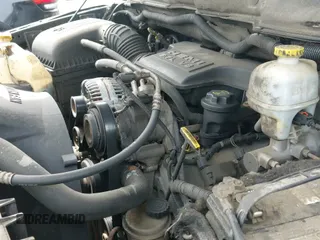 ✅ 2008 Dodge 1500 ST • VIN: 1D7HU18298J145214 • Лот: 43149456. Опубликован ранее на IAAI с пробегом 178 385 миль. Бесплатный доступ к архиву аукционных продаж из США и подробный отчёт об истории автомобиля на DreamBid. Изображение 19.