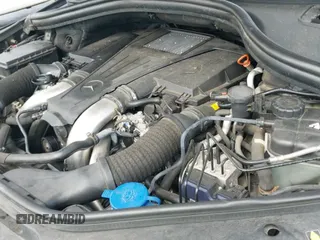 ✅ 2013 Mercedes-Benz GL 550 • VIN: 4JGDF7DE5DA186015 • Lot: 43052232. Wystawiony na IAAI z przebiegiem 127 618 mil. Bezpłatny archiwum sprzedaży aukcyjnych z USA i szczegółowy raport historii pojazdu na DreamBid. Zdjęcie 19.