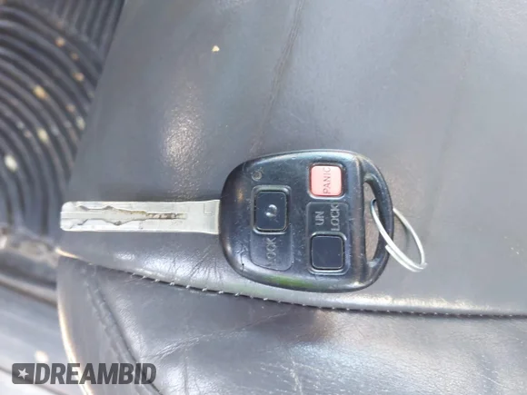 ✅ 2004 Lexus GX 470 • VIN: JTJBT20X240049034 • Лот: 43345775. Опубліковано раніше на IAAI з пробігом 217 592 миль. Безкоштовний доступ до архіву аукціонних продажів зі США та докладний звіт про історію автомобіля на DreamBid. Зображення 11.