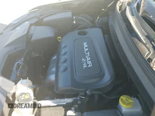 ✅ 2019 Jeep Cherokee Latitude Plus • VIN: 1C4PJLLB7KD131545 • Lot: 43327106. Listed on IAAI with 115,284 mi. Free auction sales archive from the USA and detailed vehicle history report at DreamBid. Image 19.