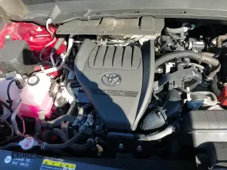 ✅ 2024 Toyota Highlander XLE • VIN: 5TDAAAB56RS012745 • Lot: 84964385. Listed on Copart with 26,023 mi. Free auction sales archive from the USA and detailed vehicle history report at DreamBid. Image 14.