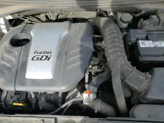 ✅ 2015 Hyundai Veloster Turbo • VIN: KMHTC6AE5FU243883 • Lot: 87482514. Wystawiony na Copart z przebiegiem 159 499 mil. Bezpłatny archiwum sprzedaży aukcyjnych z USA i szczegółowy raport historii pojazdu na DreamBid. Zdjęcie 13.