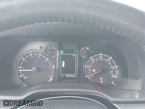 ✅ 2023 Toyota 4Runner SR5 Premium • VIN: JTENU5JR0P6170673 • Lot: 44423932. Wystawiony na IAAI z przebiegiem 68 249 mil. Bezpłatny archiwum sprzedaży aukcyjnych z USA i szczegółowy raport historii pojazdu na DreamBid. Zdjęcie 7.