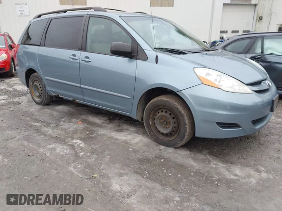 ✅ 2007 Toyota Sienna CE • VIN: 5TDZK23C07S047751 • Lot: 44164692. Wystawiony na IAAI z przebiegiem 181 478 mil. Bezpłatny archiwum sprzedaży aukcyjnych z USA i szczegółowy raport historii pojazdu na DreamBid. Zdjęcie 1.
