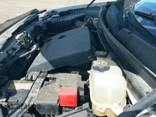 ✅ 2019 Chevrolet Traverse LT Cloth • VIN: 1GNERGKW9KJ201082 • Lot: 43286205. Wystawiony na IAAI z przebiegiem 101 797 mil. Bezpłatny archiwum sprzedaży aukcyjnych z USA i szczegółowy raport historii pojazdu na DreamBid. Zdjęcie 19.