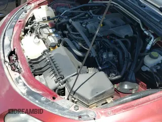 ✅ 2006 Mazda MX-5 Miata Touring • VIN: JM1NC25F960104131 • Lot: 42818426. Wystawiony na IAAI z przebiegiem 118 085 mil. Bezpłatny archiwum sprzedaży aukcyjnych z USA i szczegółowy raport historii pojazdu na DreamBid. Zdjęcie 17.