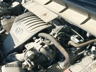 ✅ 2023 Toyota Highlander L • VIN: 5TDKDRAH8PS501182 • Lot: 43652688. Listed on IAAI with 57,375 mi. Free auction sales archive from the USA and detailed vehicle history report at DreamBid. Image 19.