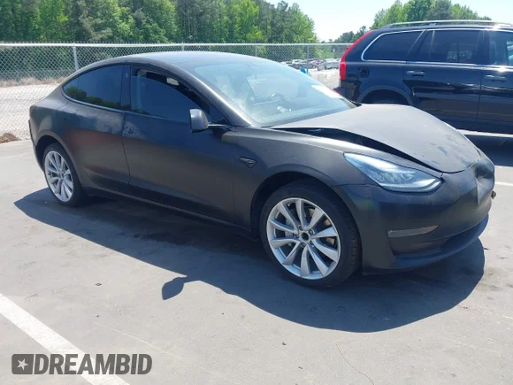 ✅ 2018 Tesla Model 3 Long Range Battery • VIN: 5YJ3E1EA2JF013356 • Lot: 44929380. Wystawiony na IAAI z przebiegiem 84 049 mil. Bezpłatny archiwum sprzedaży aukcyjnych z USA i szczegółowy raport historii pojazdu na DreamBid. Zdjęcie 1.