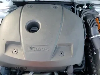 ✅ 2025 Volvo XC60 Plus • VIN: YV4H60RC1S1018998 • Lot: 81225585. Listed on Copart with 58 mi. Free auction sales archive from the USA and detailed vehicle history report at DreamBid. Image 14.