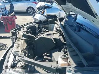 ✅ 2015 Toyota Highlander LE • VIN: 5TDZARFH3FS012560 • Lot: 43422217. Listed on IAAI with 100,558 mi. Free auction sales archive from the USA and detailed vehicle history report at DreamBid. Image 20.