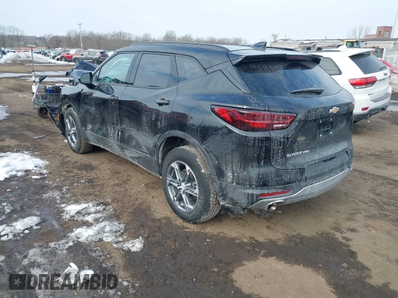 ✅ 2025 Chevrolet Blazer LT • VIN: 3GNKBHR4XSS163622 • Lot: 44346515. Wystawiony na IAAI z przebiegiem 16 529 mil. Bezpłatny archiwum sprzedaży aukcyjnych z USA i szczegółowy raport historii pojazdu na DreamBid. Zdjęcie 3.