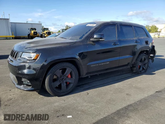 ✅ 2017 Jeep Grand Cherokee SRT • VIN: 1C4RJFDJ3HC645438 • Lot: 52251906. Wystawiony na Copart z przebiegiem 83 631 mil. Bezpłatny archiwum sprzedaży aukcyjnych z USA i szczegółowy raport historii pojazdu na DreamBid. Zdjęcie 1.