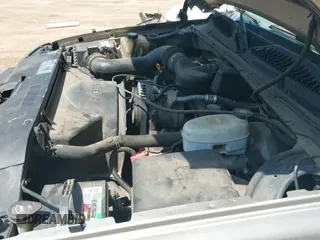 2003 Chevrolet Silverado 1500 LS с VIN 2GCEC19X331342392, выставлен на аукционе IAAI как лот 43055435 с пробегом 227 326 миль миль и . История ставок и продаж доступна на DreamBid. Изображение 20.