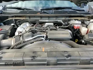 ✅ 2025 Chevrolet Silverado 2500HD • VIN: 2GC4KLEY5S1139270 • Lot: 86706435. Wystawiony na Copart z przebiegiem 10 513 mil. Bezpłatny archiwum sprzedaży aukcyjnych z USA i szczegółowy raport historii pojazdu na DreamBid. Zdjęcie 13.