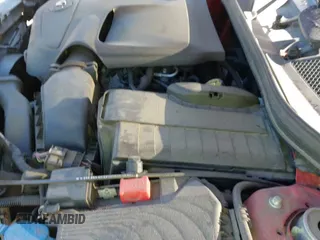 ✅ 2017 Infiniti QX30 Sport • VIN: SJKCH5CP5HA016001 • Lot: 43585922. Wystawiony na IAAI z przebiegiem 72 748 mil. Bezpłatny archiwum sprzedaży aukcyjnych z USA i szczegółowy raport historii pojazdu na DreamBid. Zdjęcie 21.